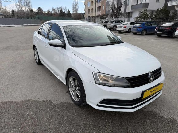 EMİR AUTO'DAN EMSALSİZ WOLKSWAGEN JETTA
