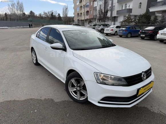 EMİR AUTO'DAN EMSALSİZ WOLKSWAGEN JETTA