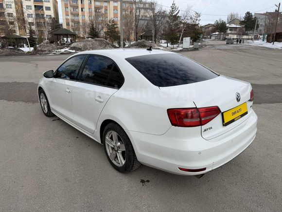EMİR AUTO'DAN EMSALSİZ WOLKSWAGEN JETTA