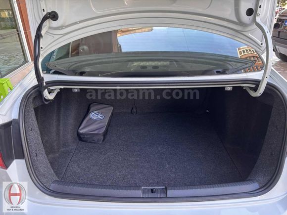 2015 MODEL JETTA İLK SAHİBİNDEN. SADECE 81 BİN KM DE DİZEL