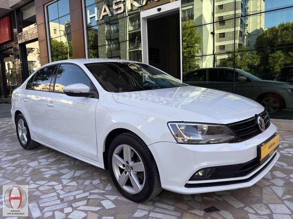 2015 MODEL JETTA İLK SAHİBİNDEN. SADECE 81 BİN KM DE DİZEL