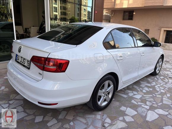 2015 MODEL JETTA İLK SAHİBİNDEN. SADECE 81 BİN KM DE DİZEL