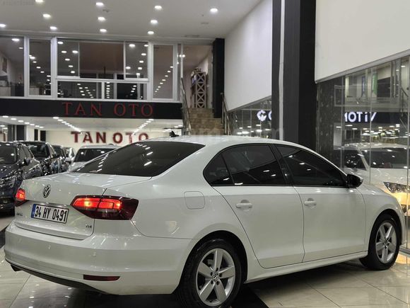 *HATASIZ* 2017ÇIKIŞ 110BİNDE VW JETTA 1.6TDİ TREND PLUS *Ç.JANT*