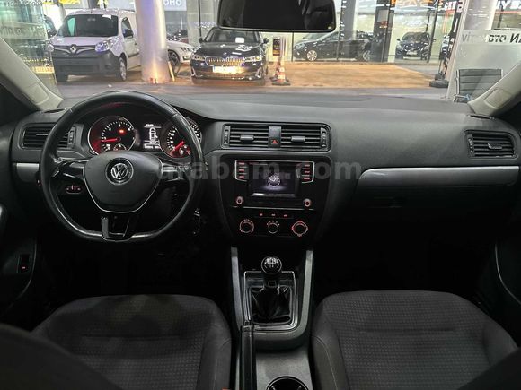*HATASIZ* 2017ÇIKIŞ 110BİNDE VW JETTA 1.6TDİ TREND PLUS *Ç.JANT*