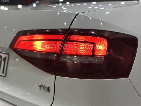 *HATASIZ* 2017ÇIKIŞ 110BİNDE VW JETTA 1.6TDİ TREND PLUS *Ç.JANT*