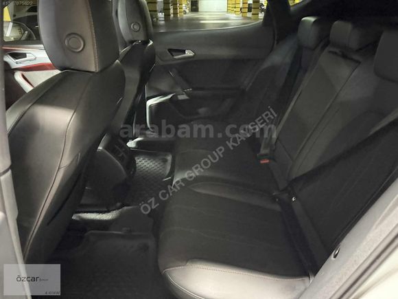 ÖZCAR GROUP 2025 FORMENTOR 1.5eTSI SUPREME CAM TAVAN BOYASIZ