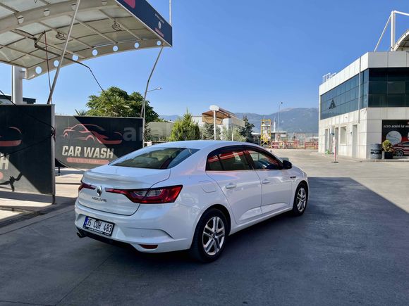 Sahibinden Renault Megane 1.6 Joy 2018 Model 