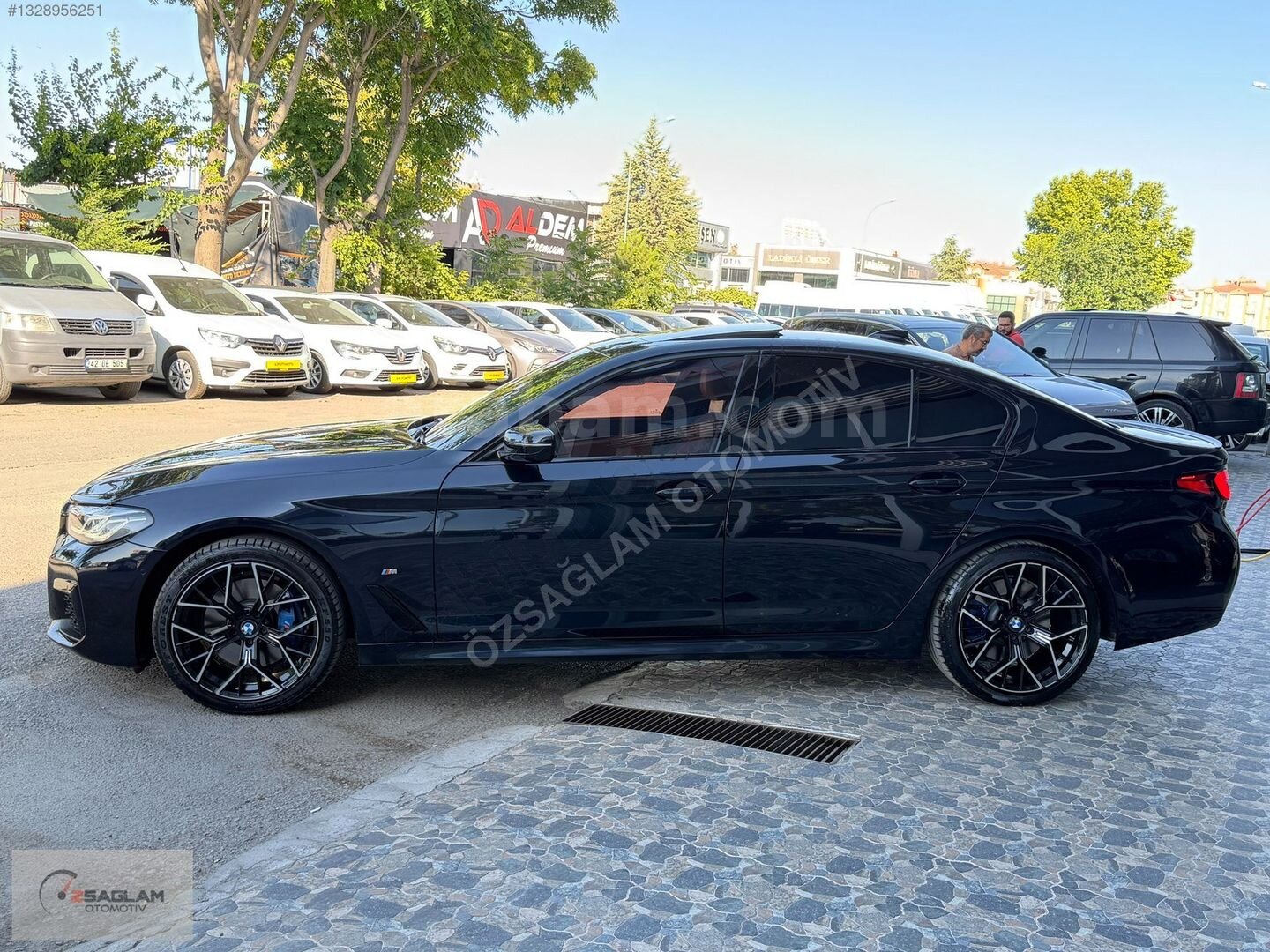 Galeriden BMW 5 Serisi 520d xDrive Special Edition M Sport 2021 Model Konya 217.000 km Siyah 4