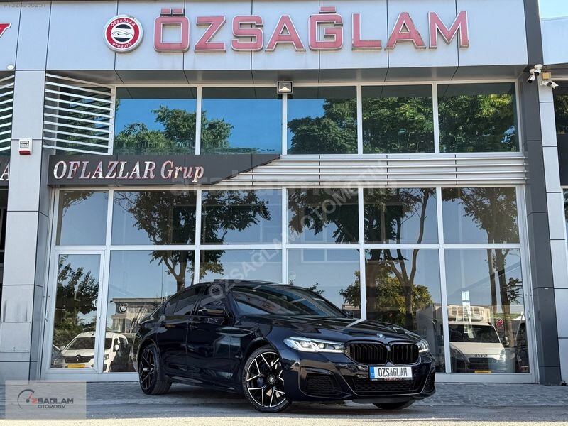 Galeriden BMW 5 Serisi 520d xDrive Special Edition M Sport 2021 Model Konya 217.000 km Siyah