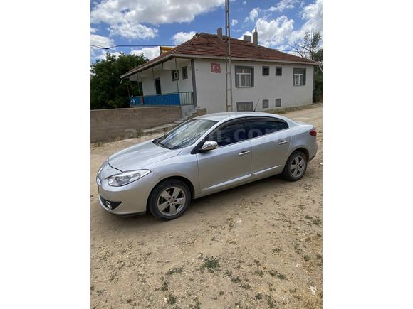Sahibinden Renault Fluence 1.6 Dynamique 2012 Model 