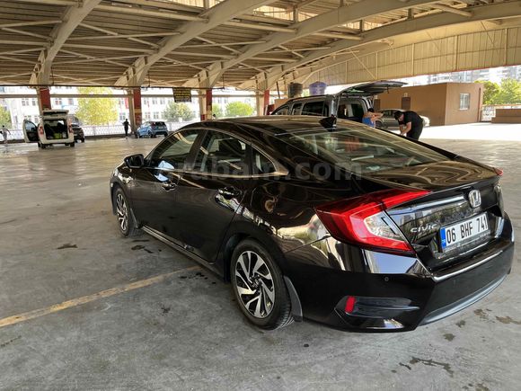 Sahibinden Honda Civic 1.6i VTEC Eco Elegance 2017 Model 