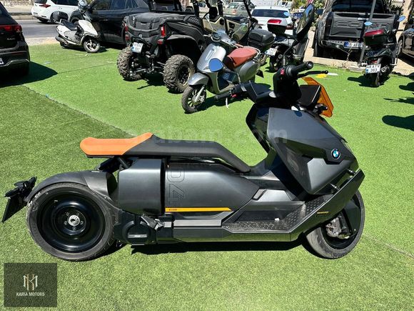 2023 MODEL CE O4