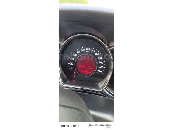 Sahibinden Kia Ceed 1.6 CRDi Concept Plus SW 2013 Model