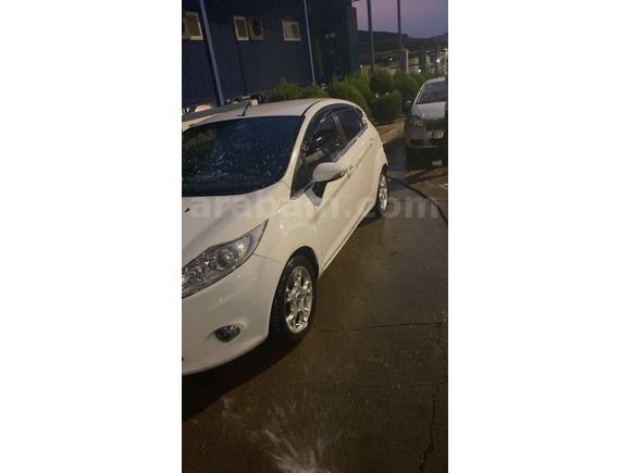 Sahibinden Ford Fiesta 1.4 Titanium X 2012 Model 