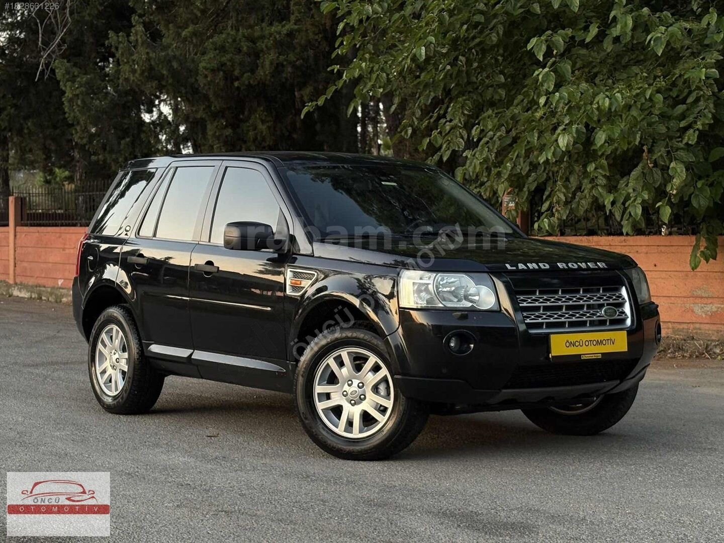 Galeriden Land Rover Freelander II 2.2 TD4 HSE 2008 Model Antalya 339.000 km Siyah 1