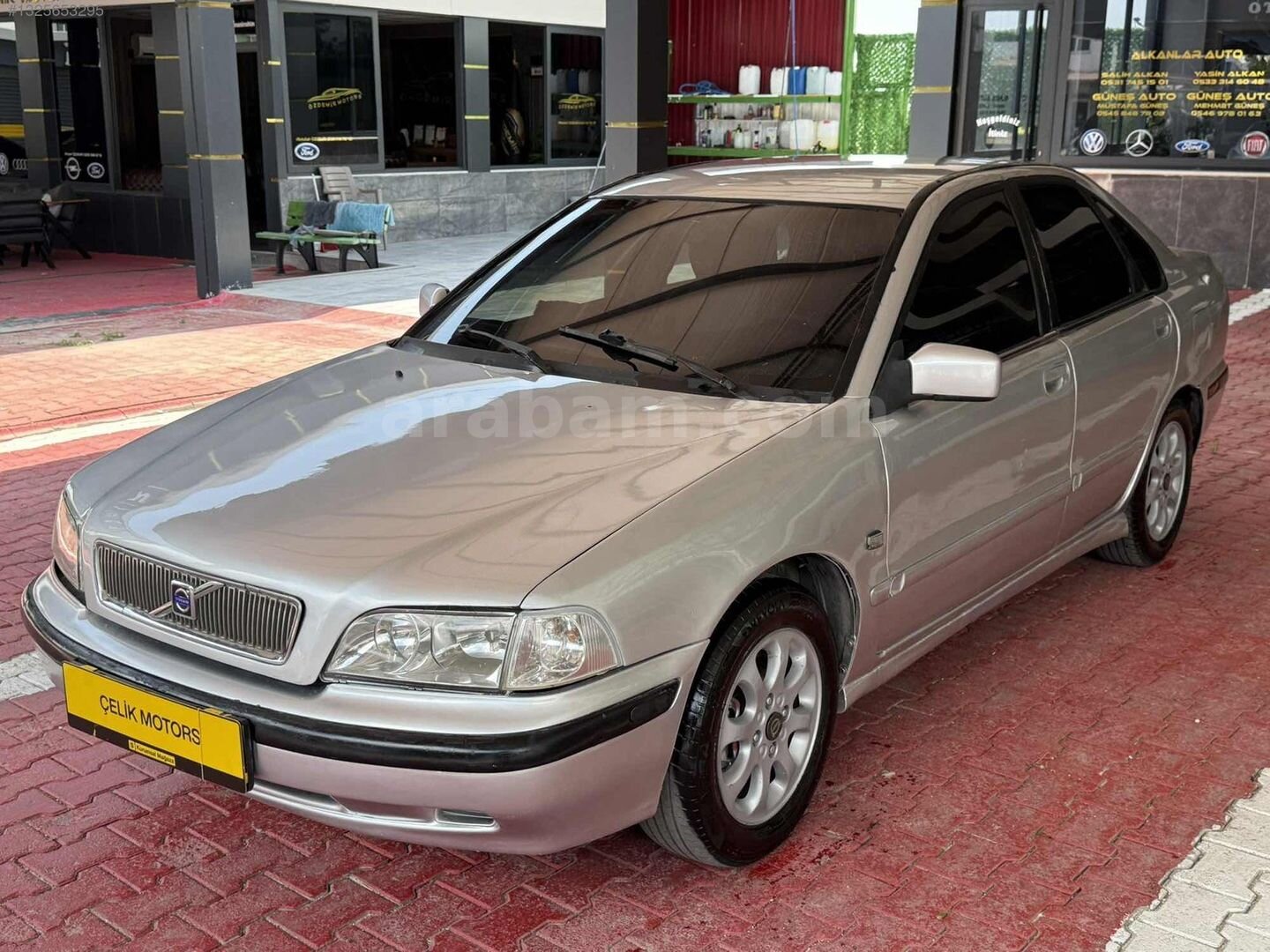 Galeriden Volvo S40 1.6 2000 Model Adana 380.000 km Gri 2
