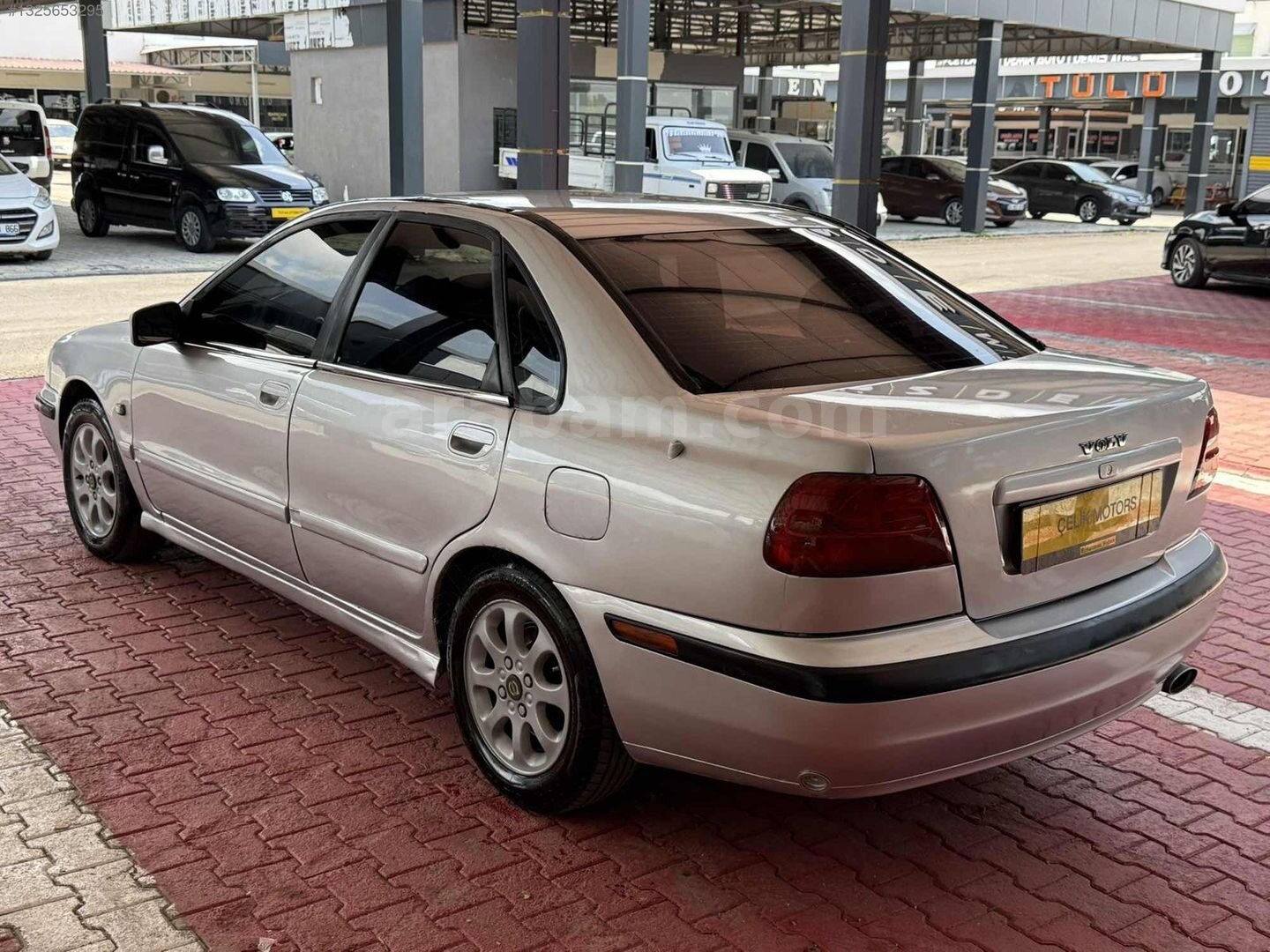 Galeriden Volvo S40 1.6 2000 Model Adana 380.000 km Gri 4
