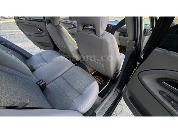 İSVEÇ TANKI 2000 MODEL OTOMATİK VİTES