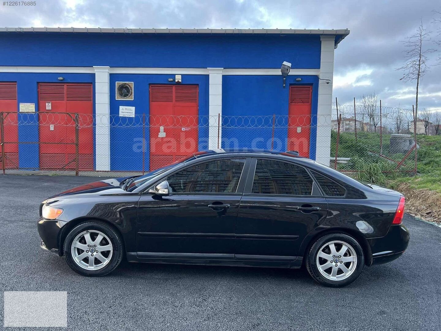 Galeriden Volvo S40 1.6 D Premium 2010 Model İstanbul 285.000 km Siyah 4