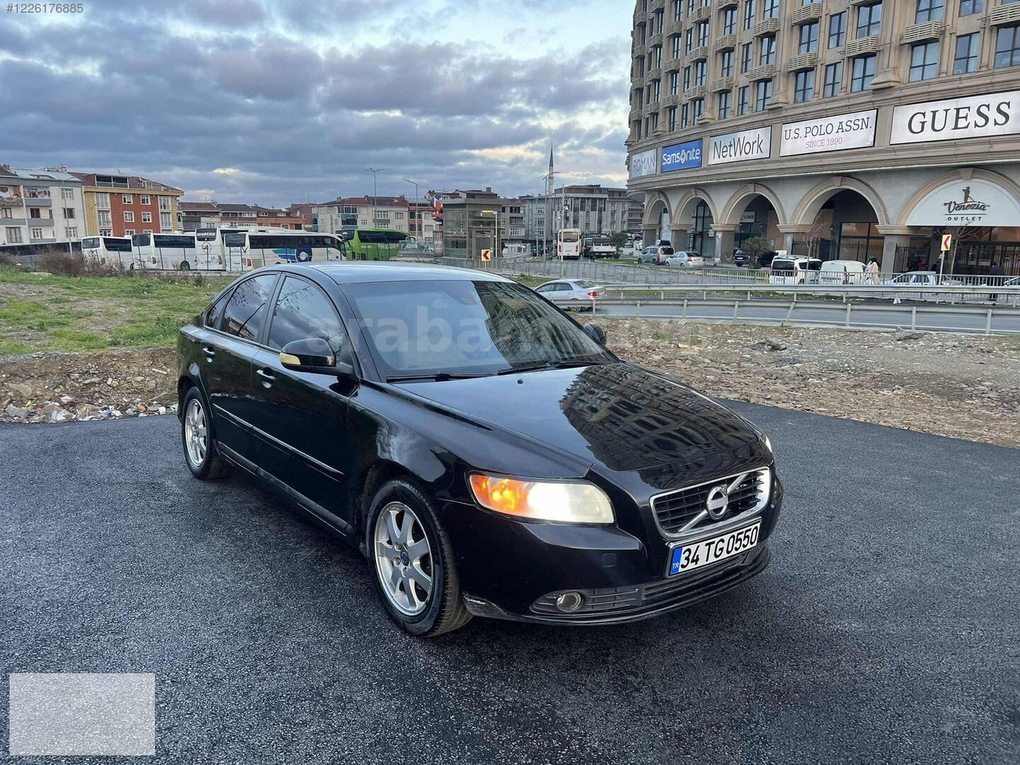 Galeriden Volvo S40 1.6 D Premium 2010 Model İstanbul 285.000 km Siyah 2