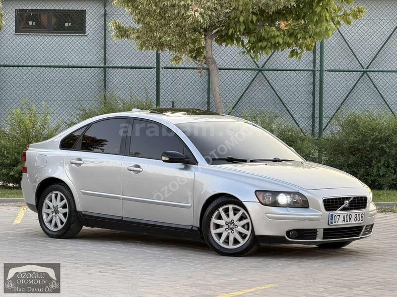 Galeriden Volvo S40 1.6 D 2006 Model Denizli 300.000 km Gri