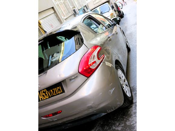 1.4 e-HDI DİZEL OTOMATİK 208