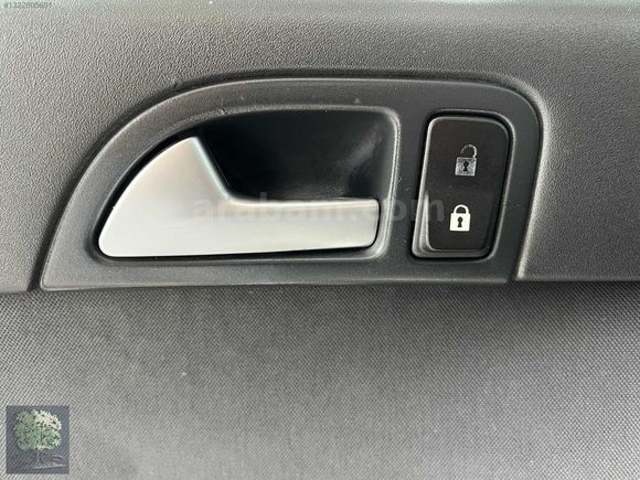 ÇINAR'DAN 2010 MODEL 2,0 VOLVO S40 OTOMATİK