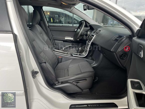 ÇINAR'DAN 2010 MODEL 2,0 VOLVO S40 OTOMATİK