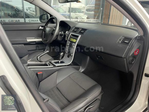 ÇINAR'DAN 2010 MODEL 2,0 VOLVO S40 OTOMATİK