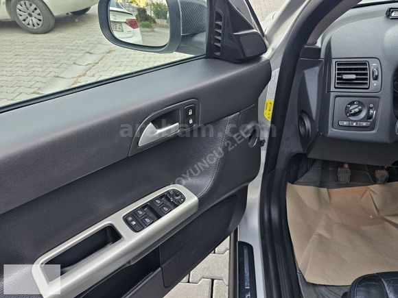 VOLVO S40 1.6 D D2 DYNAMİC EDITİON MANUEL ÇEKİ DEMİRLİ