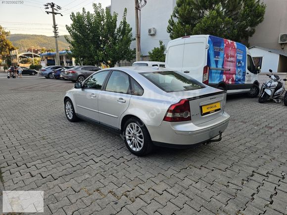 VOLVO S40 1.6 D D2 DYNAMİC EDITİON MANUEL ÇEKİ DEMİRLİ