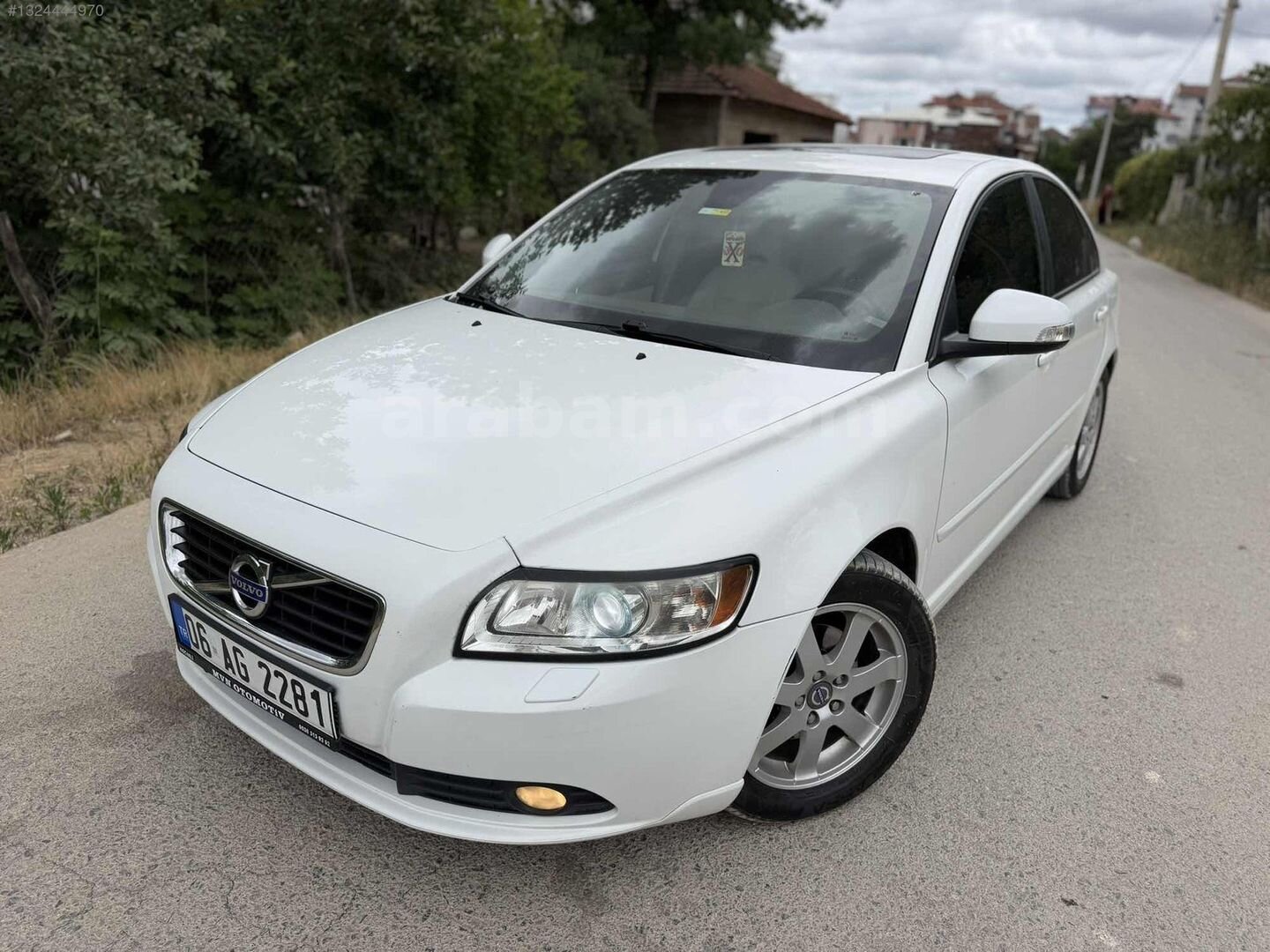 Galeriden Volvo S40 1.6 D Dynamic 2012 Model Sakarya 188.000 km Beyaz 2