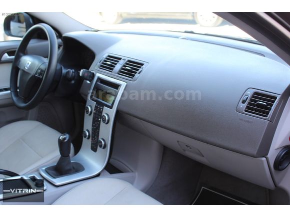 2011 VOLVO S40 1.6 D 115 HP 177.000 KM DE BAKIMLI TERTEMİZ
