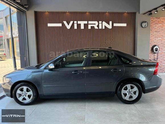 2011 VOLVO S40 1.6 D 115 HP 177.000 KM DE BAKIMLI TERTEMİZ