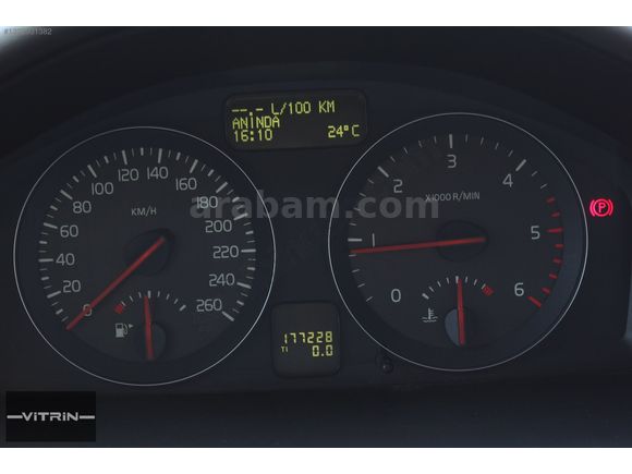 2011 VOLVO S40 1.6 D 115 HP 177.000 KM DE BAKIMLI TERTEMİZ
