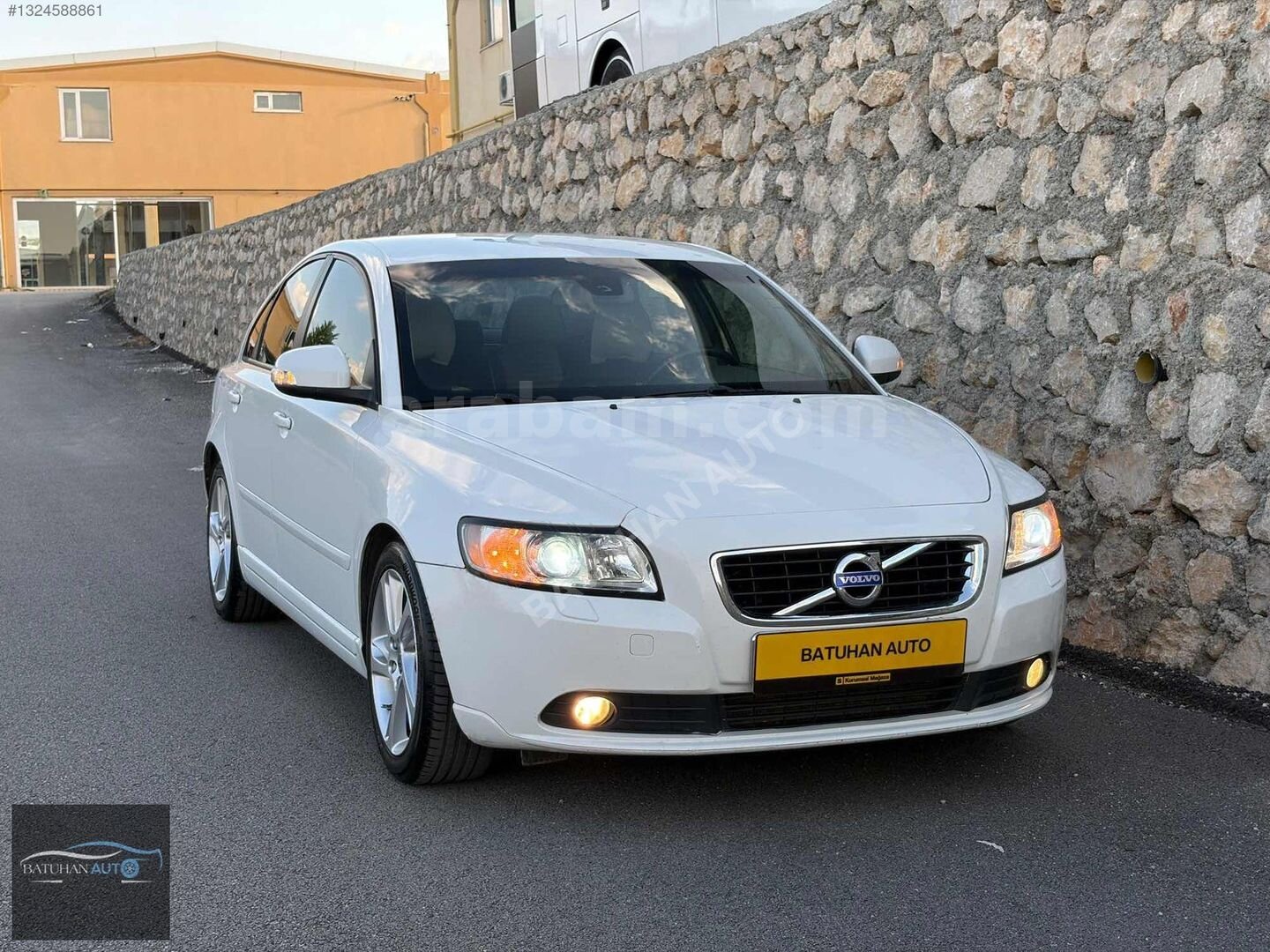 Galeriden Volvo S40 1.6 D 2012 Model Malatya 215.000 km Beyaz 2