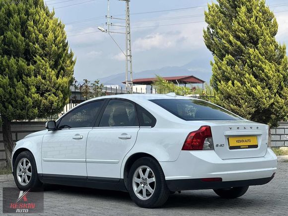 VOLVO S40 HATASIZ AYARINDA TEK LOKAL BOYALI