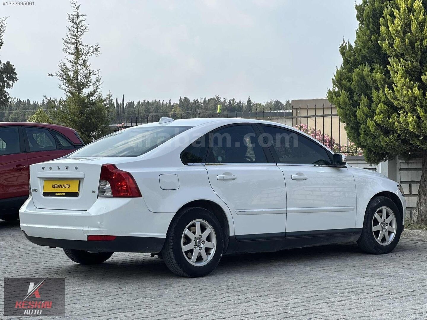 Galeriden Volvo S40 1.6 2009 Model Osmaniye 160.000 km Beyaz 4