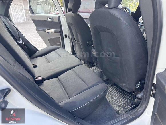 VOLVO S40 HATASIZ AYARINDA TEK LOKAL BOYALI