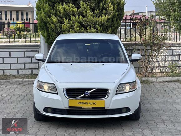 VOLVO S40 HATASIZ AYARINDA TEK LOKAL BOYALI