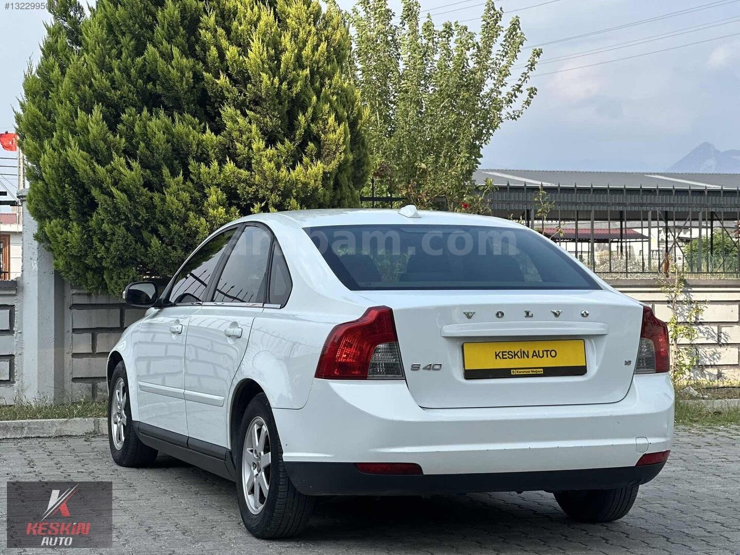 Galeriden Volvo S40 1.6 2009 Model Osmaniye 160.000 km Beyaz 7