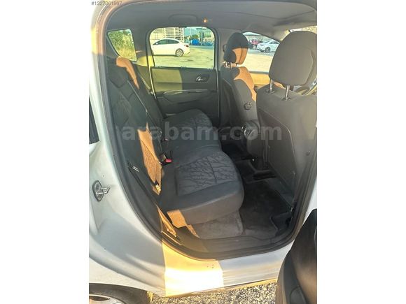 2013 MODEL OTOMATİK VİTES CAM TAVAN 3008