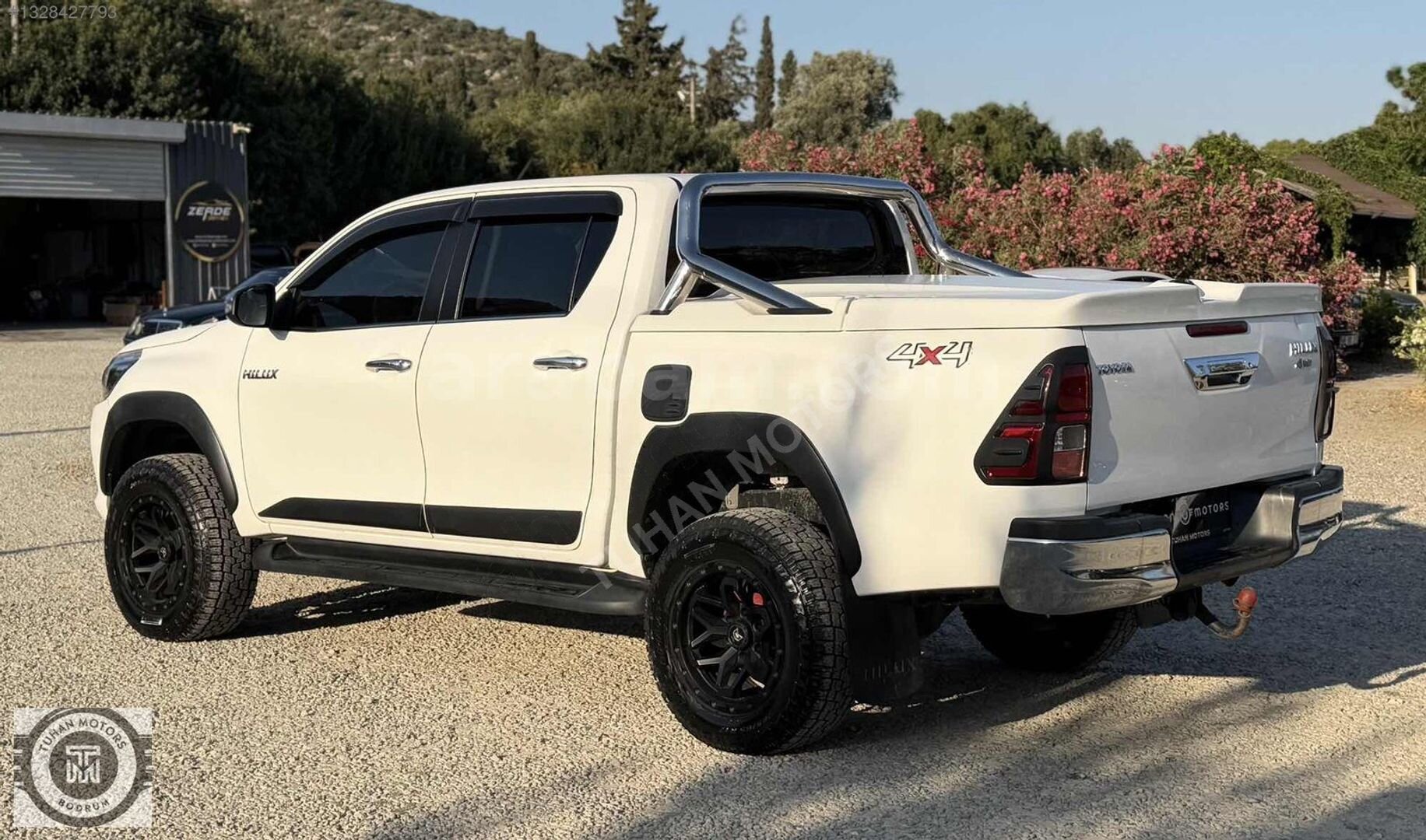 TUHAN MOTORS HATASIZ TOYOTA HİLUX 2.4 Hİ-CRUİSER 4*4 DÜŞÜK KM 6