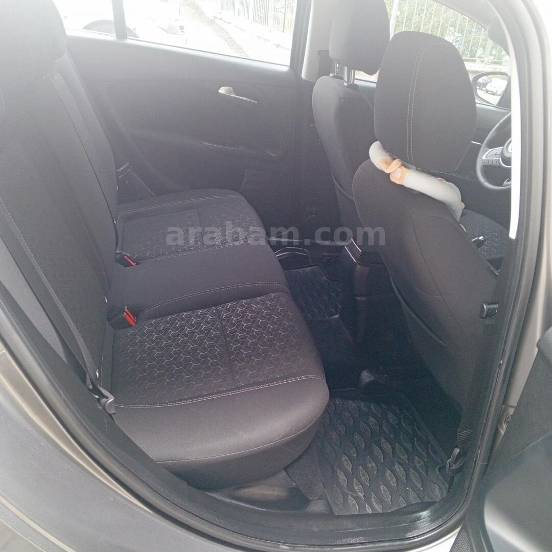 Sahibinden Fiat Egea Cross 1.4 Fire Urban 2023 Model 7