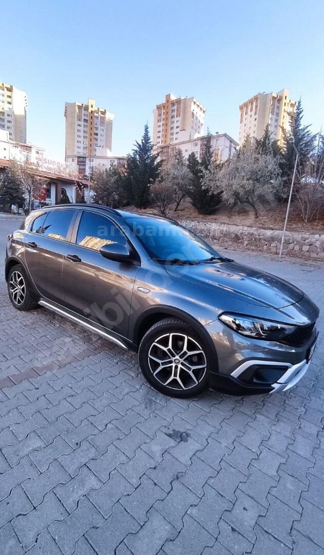 Sahibinden Fiat Egea Cross 1.4 Fire Urban 2023 Model 2