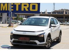 SIFIR ARAYANLARA BAYON OTOMATİK 6800KMDE HAYALET-CAR PLAY BEYAZ