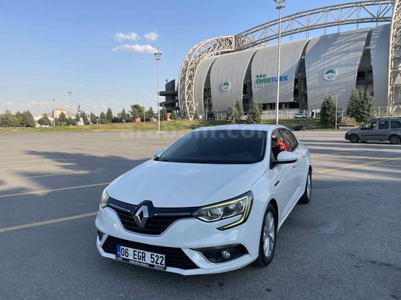 Sahibinden Renault Megane 1.5 dCi Touch 2017 Model 