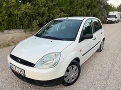 DALYAN OTOMOTİVDEN MÜKEMMEL TEMİZLİKTE BENZİNLİ FİESTA