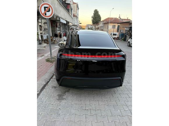 Sahibinden Tesla Model Y Premium (Juniper) 2025 Model 