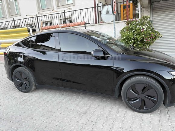 Sahibinden Tesla Model Y Premium (Juniper) 2025 Model 